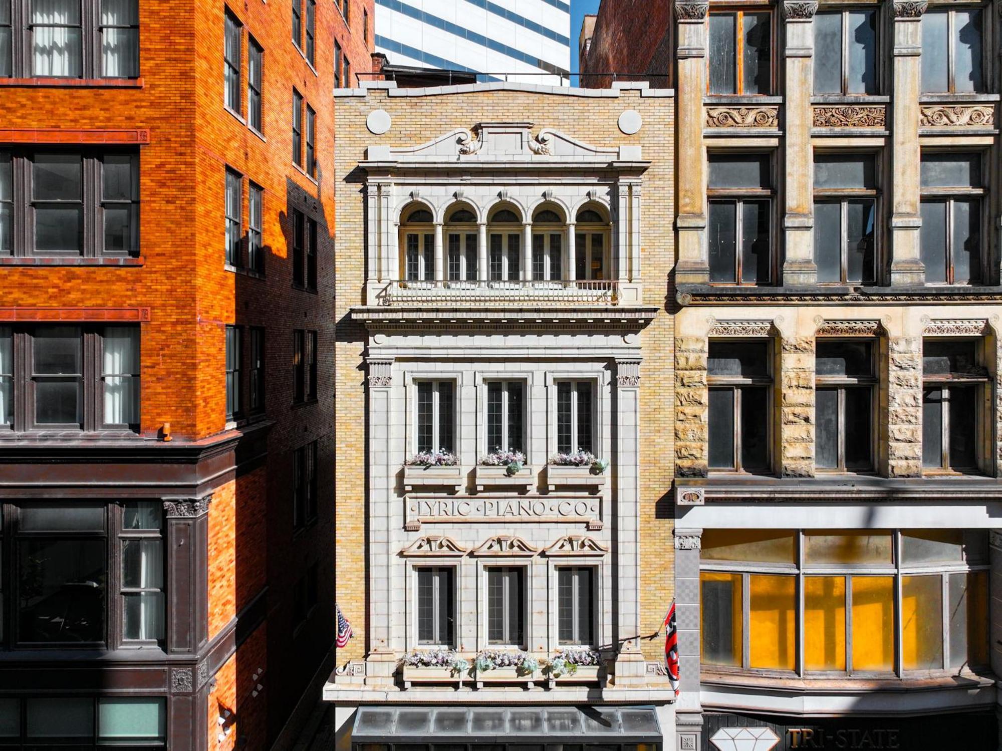 The Historic Lyric Penthouse With Private Rooftop Цинциннати Экстерьер фото