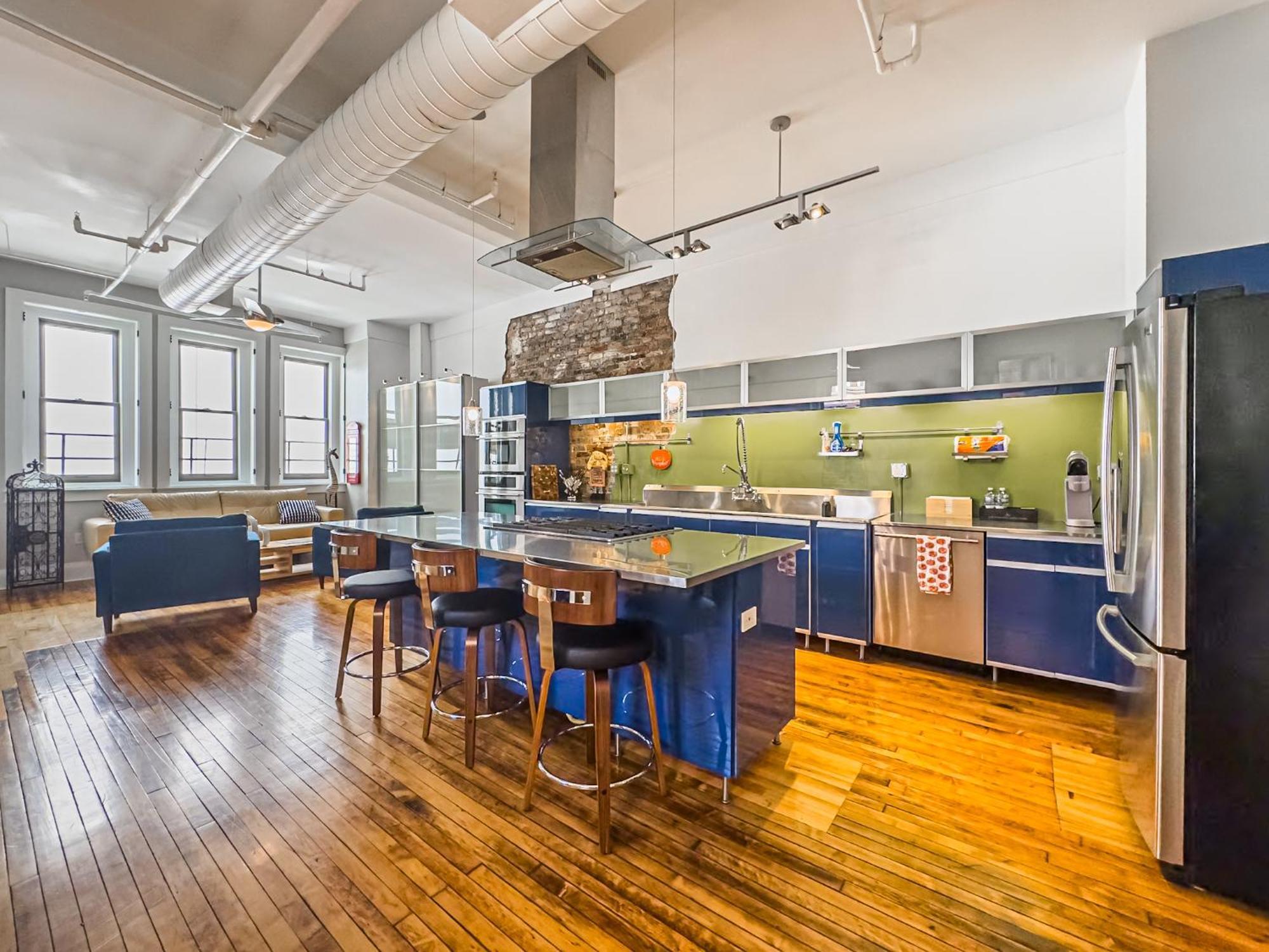 The Historic Lyric Penthouse With Private Rooftop Цинциннати Экстерьер фото