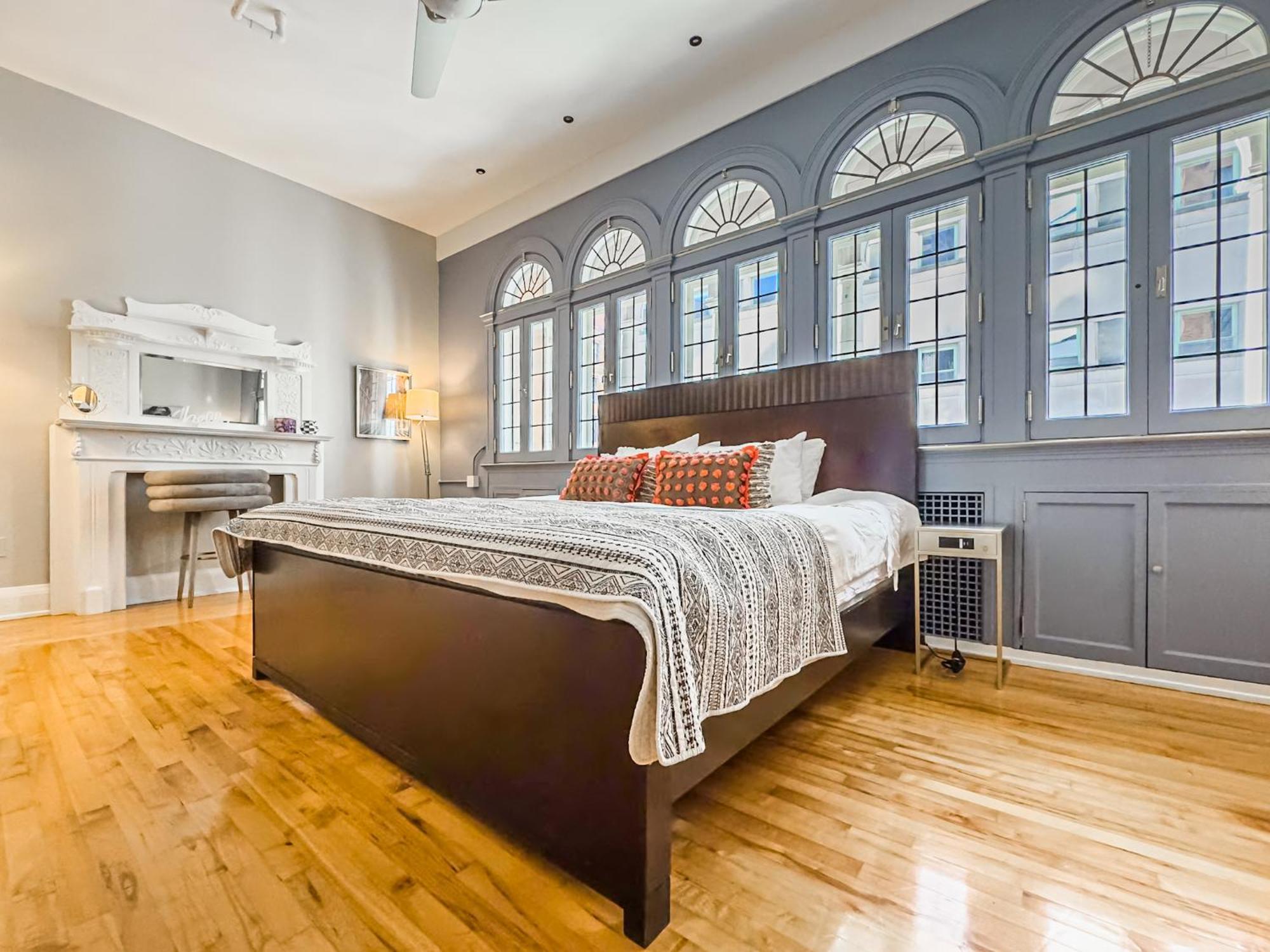 The Historic Lyric Penthouse With Private Rooftop Цинциннати Экстерьер фото
